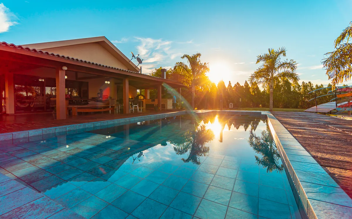 Área de permanência ao redor da piscina, projeto Sede Fazenda Butini