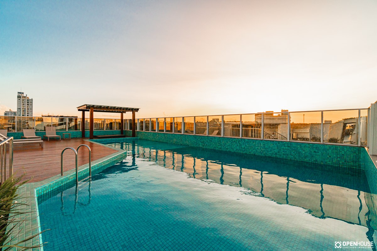 Detalhe construtivo da piscina, projeto Edifício Amaranto